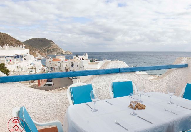 Casa adosada en San Jose - Casa Calamorena 