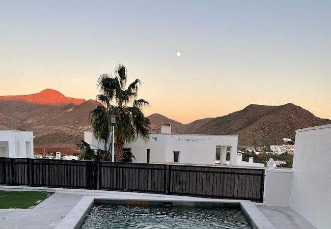 Casa en Níjar - Ferluán II 